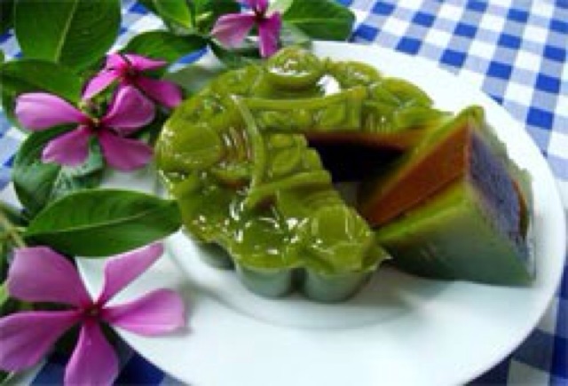 Tinh dầu lá dứa Thái Lan