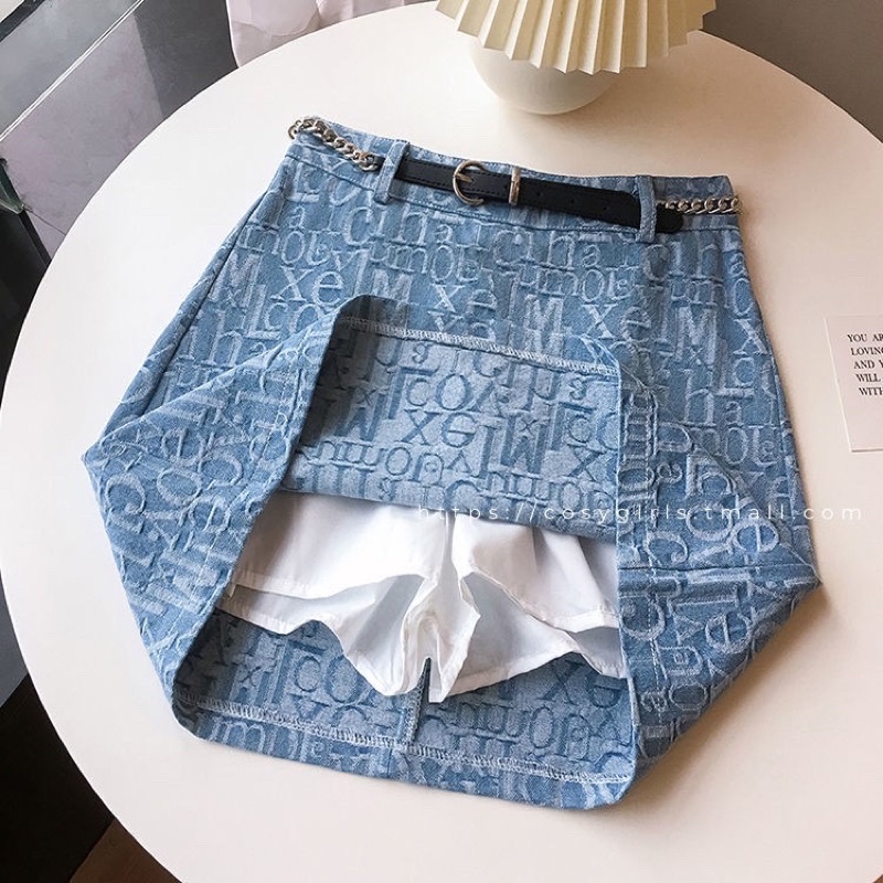 Chân váy chữ A chất  jean họa tiết chữ, vải dày dặn tặng kèm dây đai xích cá tính | BigBuy360 - bigbuy360.vn