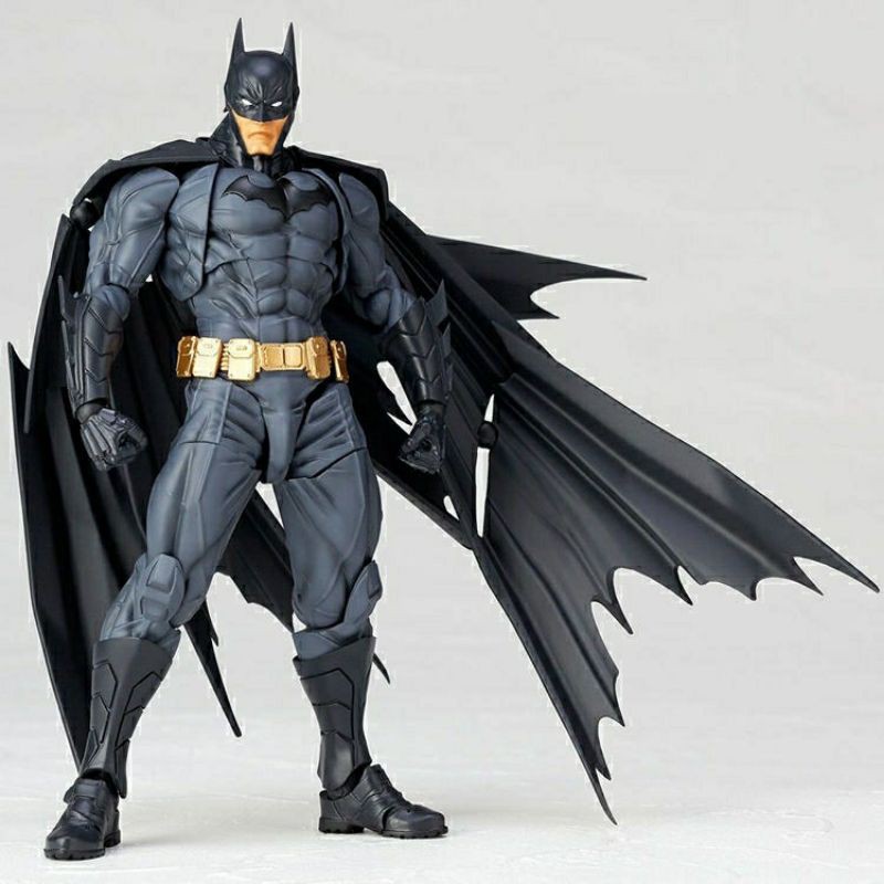 Mô hình khớp cử động Batman sắc nét từng chi tiết, cao 17cm