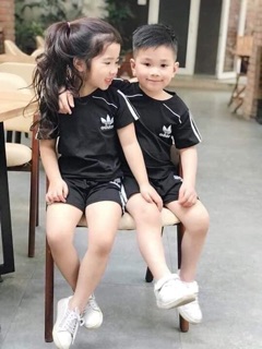 Bộ adidas cho bé