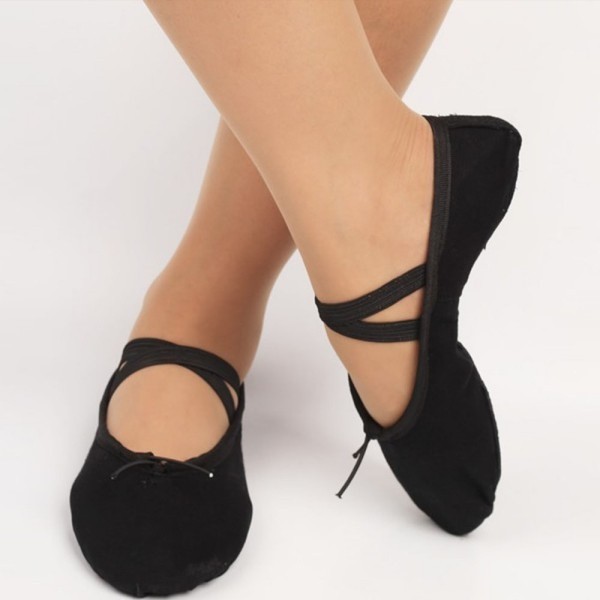 Giày múa ba lê mềm mại thoáng khí cho cả bé gái và người lớn | BigBuy360 - bigbuy360.vn