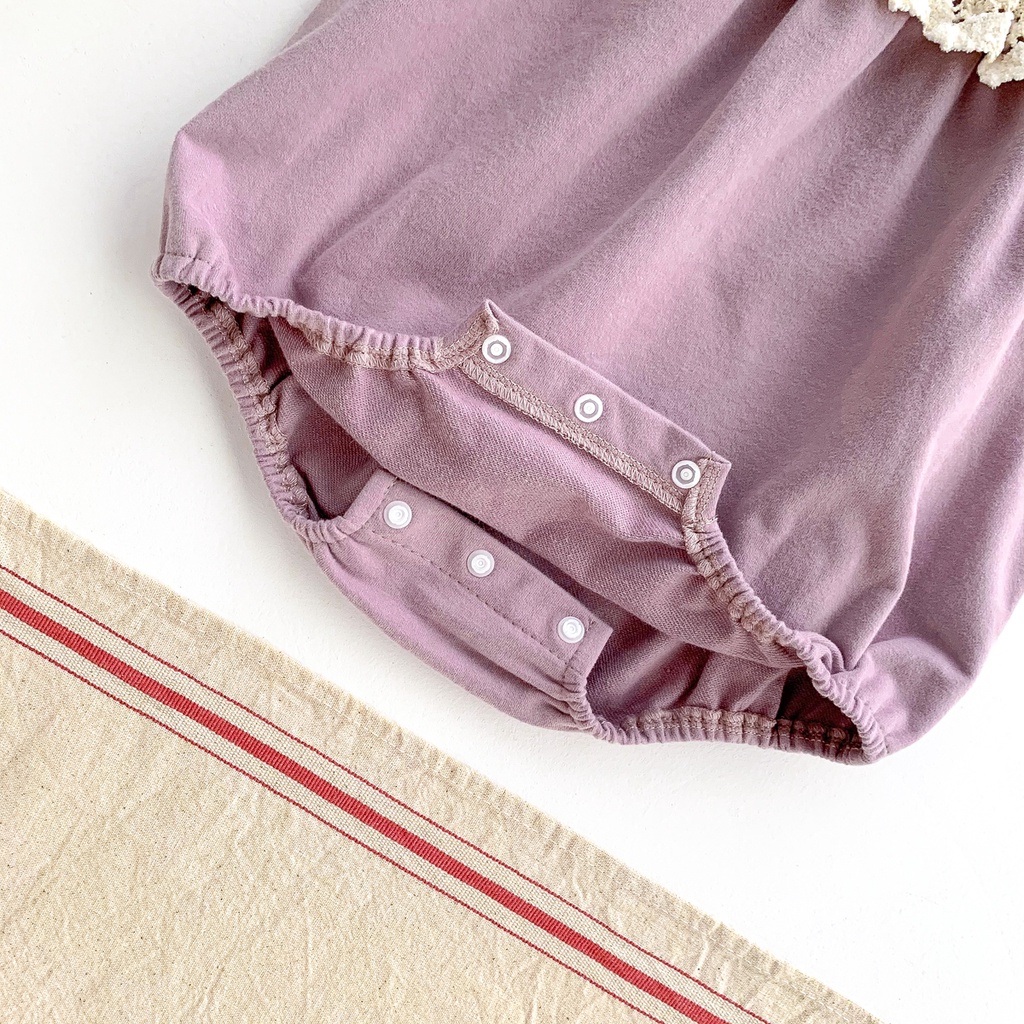 Bộ áo liền quần tay dài phối ren + mũ viền ren chất liệu cotton dễ thương cho bé gái sơ sinh 0-2 tuổi