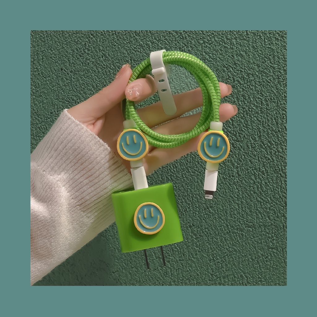 Đầu Bảo Vệ Dây Cáp Sạc Cho Colorful Round Smile Sytle  compatible for iPhone 12 Pad 20W