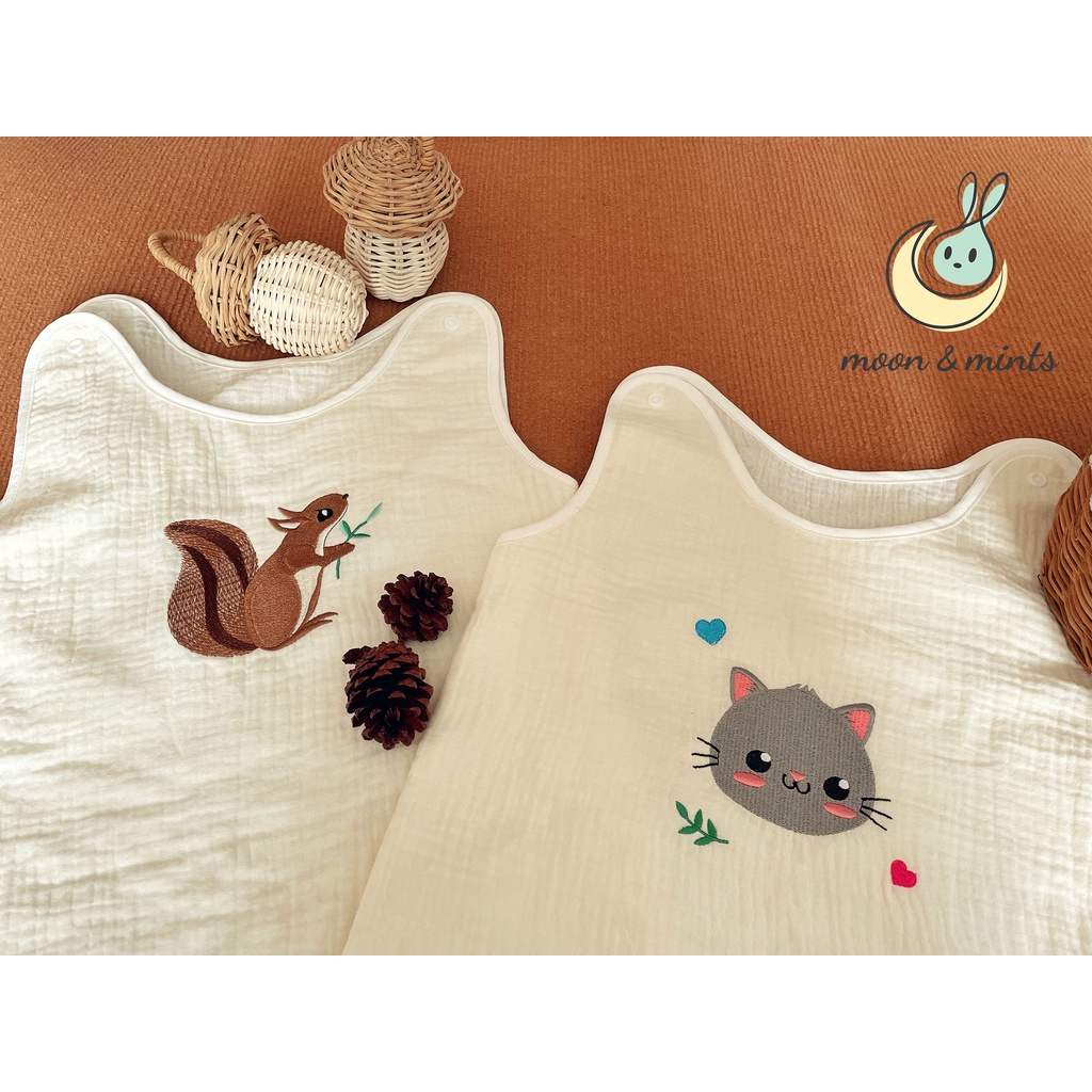 Túi ngủ xô muslin thêu họa tiết cho bé