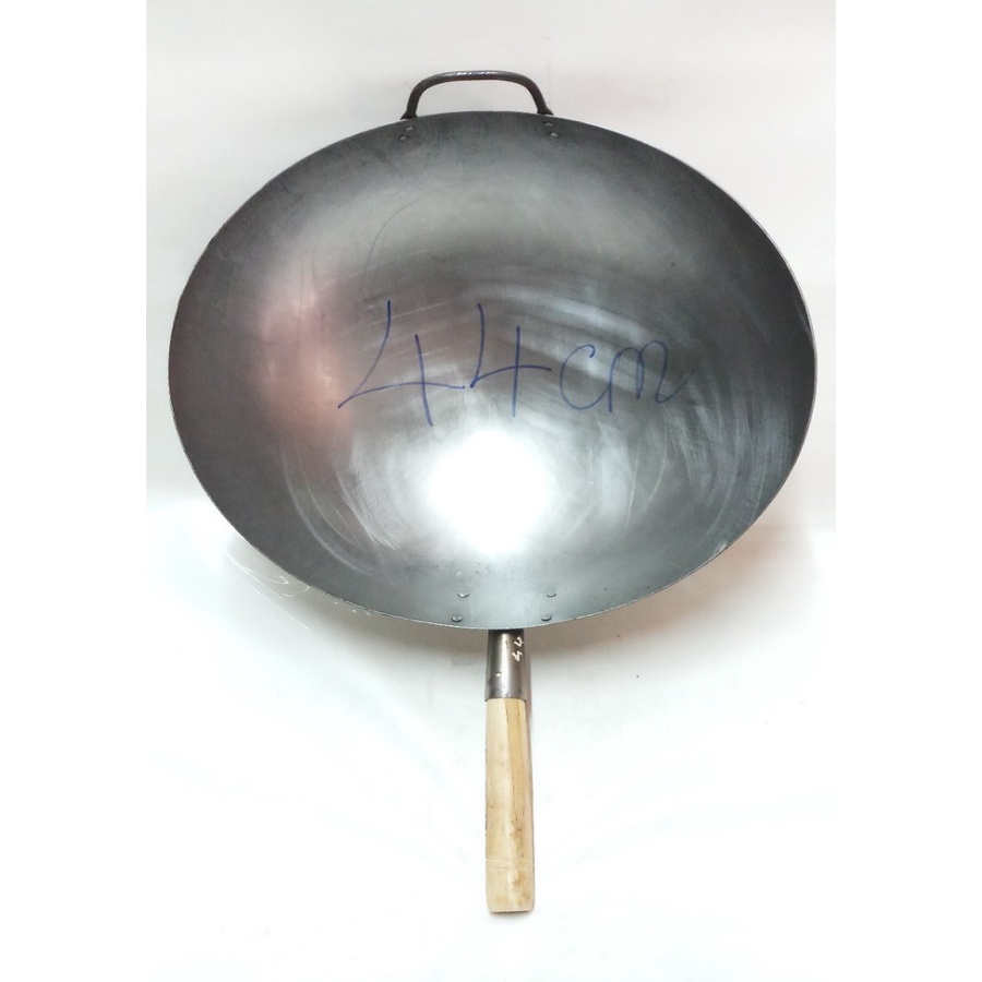 CHẢO(QUÁNH) THÉP CÁN GỖ 44CM CÓ QUAI XÁCH.