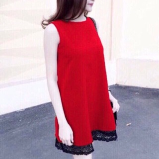 Đầm xuông phối ren