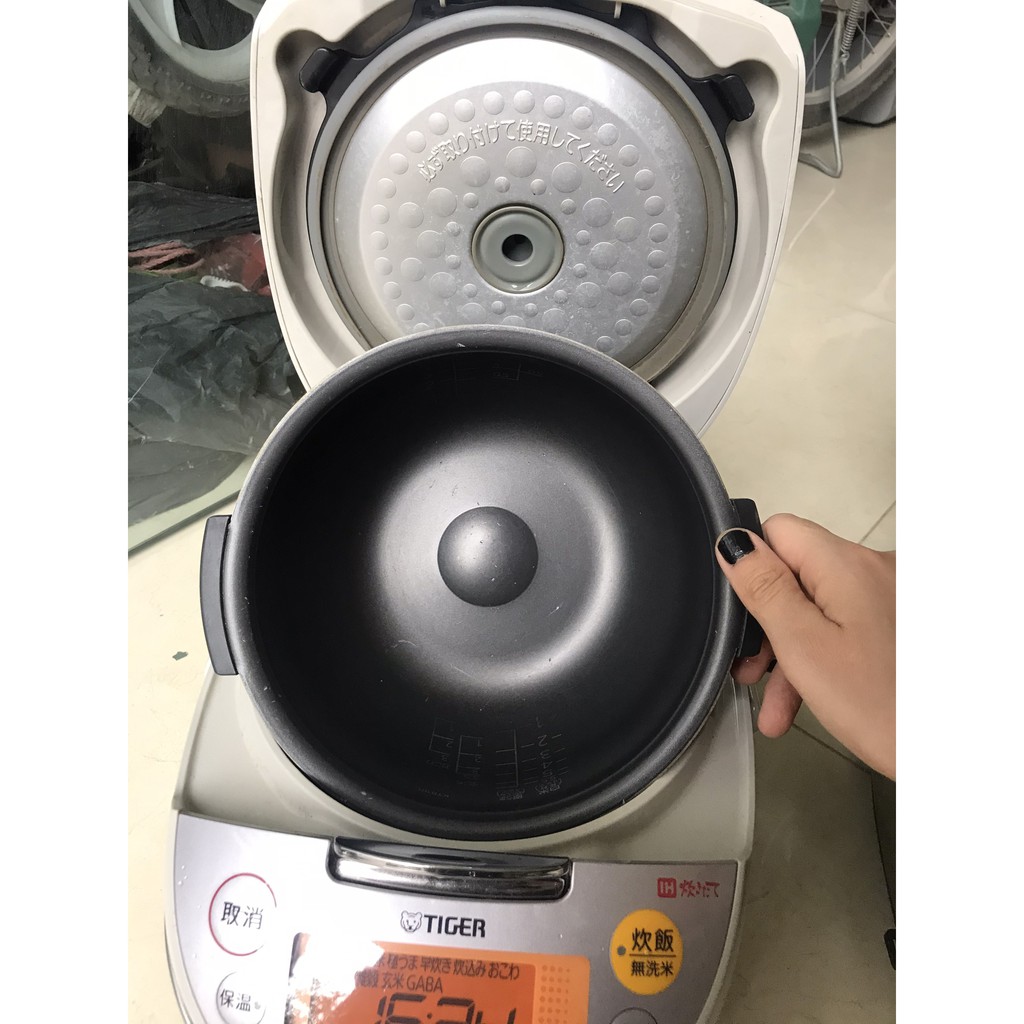 Nồi cơm cao tần Tiger 1.0l JKT-B100 đời 2013 | BigBuy360 - bigbuy360.vn