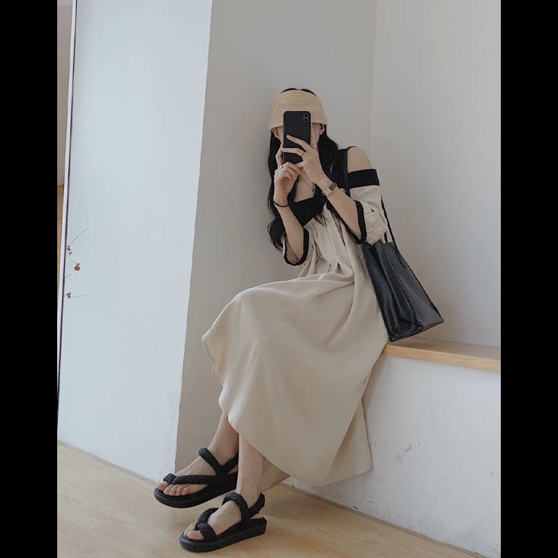 Đầm lười nhẹ không dây dài vừa phải khí chất sành điệu thời trang retro phong cách Hồng Kông cho nữ