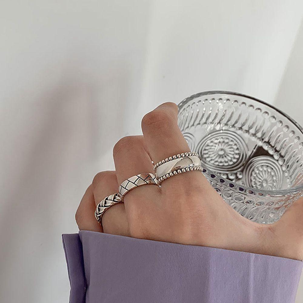 Nhẫn Hở Dạng Xoắn Bằng Hợp Kim Phong Cách Punk Hip hop Cổ Điển Có Thể Điều Chỉnh Cho Nam Và Nữ