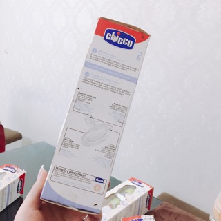 Bình sữa chicco 250ml núm ty silicon 2m+