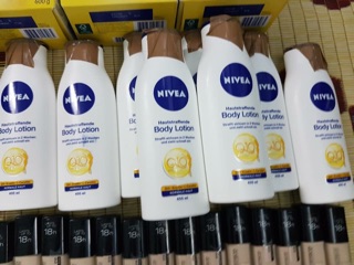 Dưỡng thể Nivea Q10
