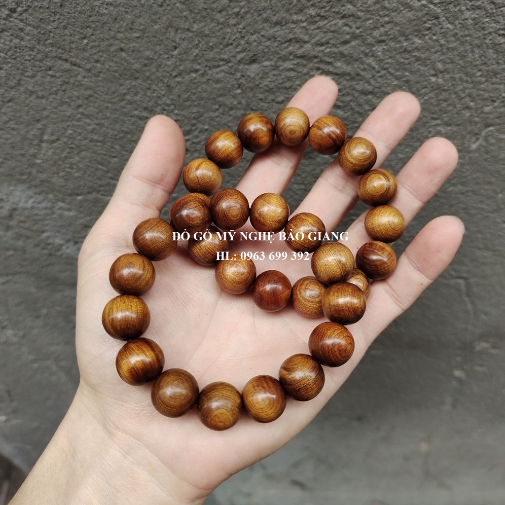 Vòng tay phong thủy gỗ thơm 14ly