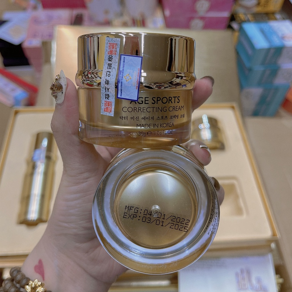 Bộ kem Dr.MISHIN Dưỡng Trắng , Ngừa Nám Tàn Nhang Cao Cấp 6 Món