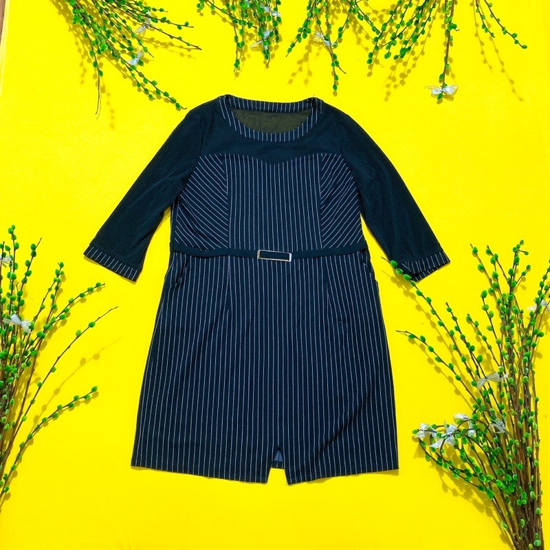 Đầm thun đen sọc dọc lưới vai xẻ tà size lớn 3XL