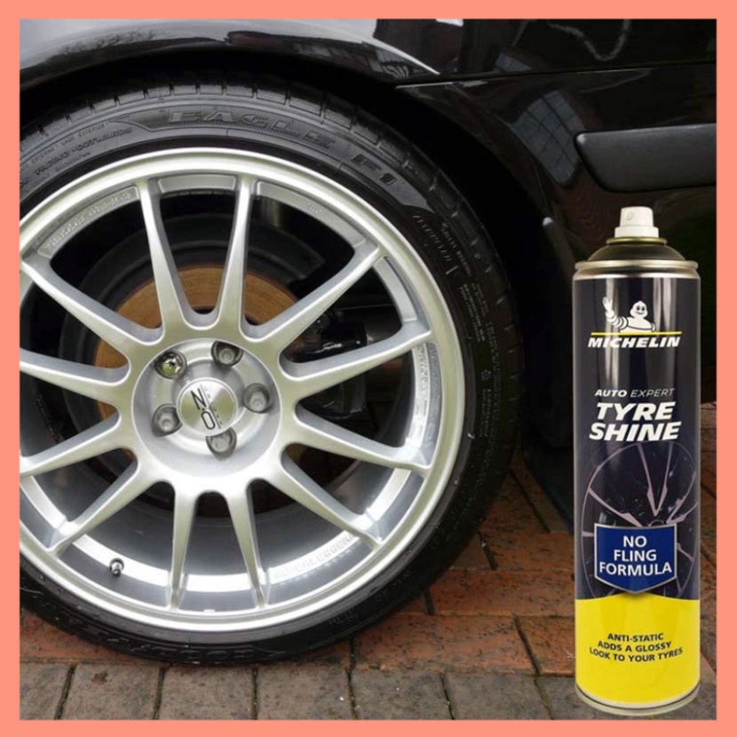 Chai Xịt Vệ Sinh Bảo Dưỡng và Làm Bóng Lốp Ô Tô Michelin W31432 Auto Expert Tyre Shine 520ml (hàng chính hãng)