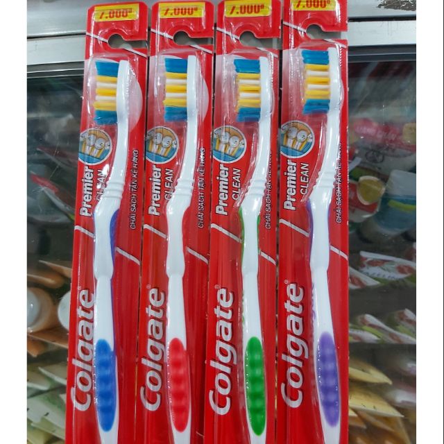 Bàn chải Colgate Premier clean