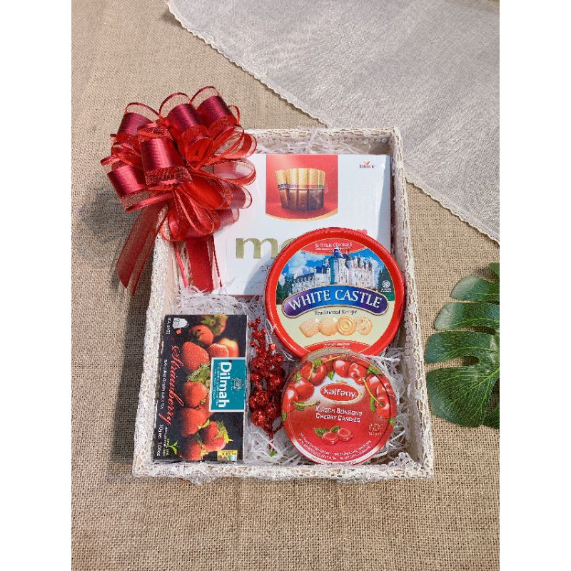 Giỏ quà tết bánh kẹo khay gỗ an toàn ship xa/qynhdg