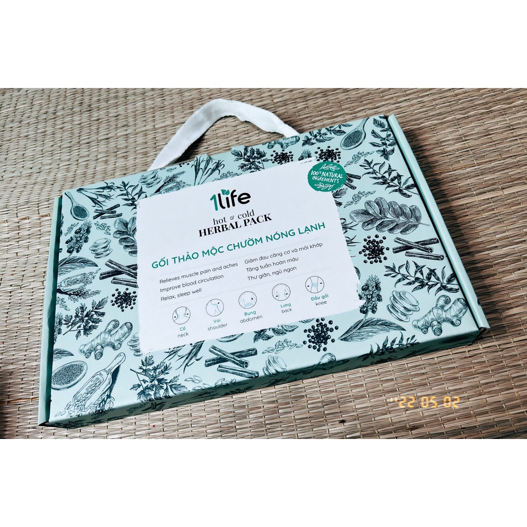 Gối Chườm Thảo Mộc Nóng Lạnh 1Life Hot & Cold Herbal Pillow Thành Phần Tự Nhiên