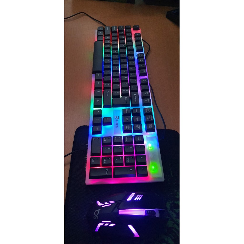 Bộ Bàn Phím Chuột giả cơ LED 7 Màu Q300 , Phím nhậy , độ nhẩy cao , Bảo hành 12 Tháng 1 đổi 1 , Tặng bàn di chuột | BigBuy360 - bigbuy360.vn