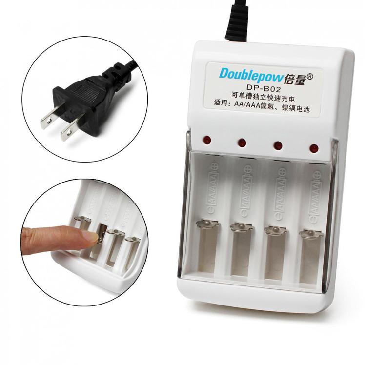 Bộ sạc pin 2AA / 3AAA – Tặng 4 cục pin sạc