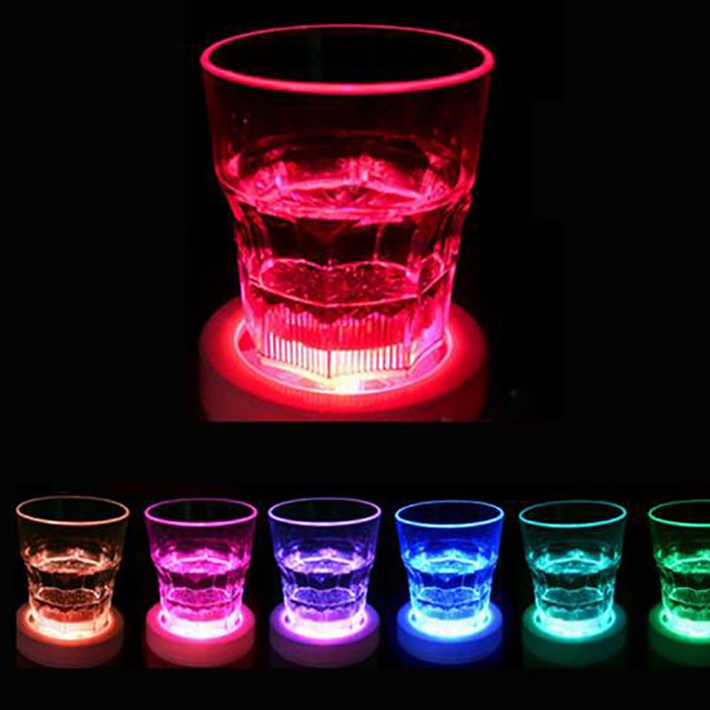 Miếng lót trang trí bình nước mini có đèn led độc đáo sáng tạo