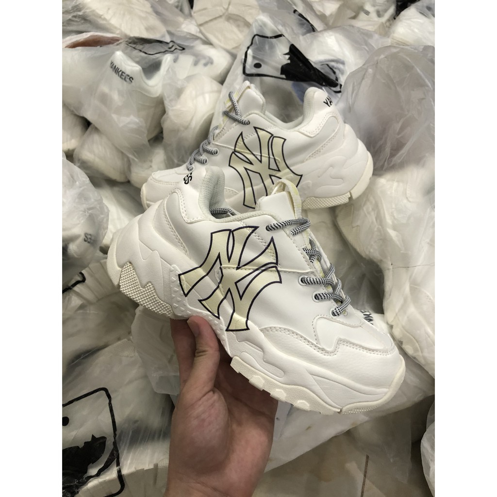 Giày thể thao sneaker mlb NYC kem