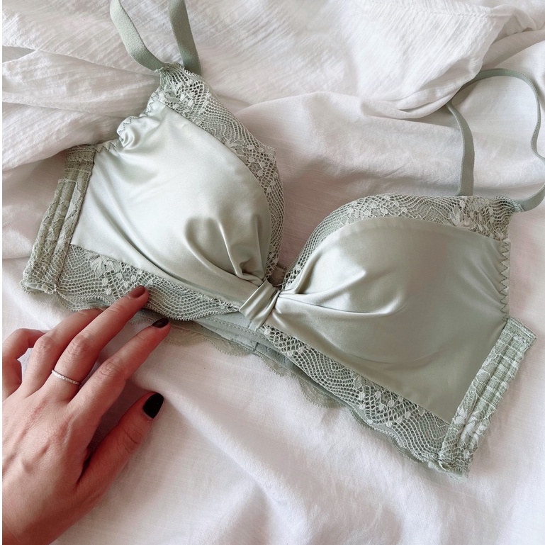 Bộ Đồ Lót Cao Cấp Không Gọng Phong Cách Retro JASMINE by LÀEM