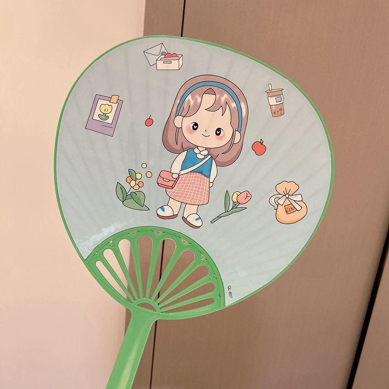 Quạt Nhựa Cầm Tay, Quạt Mini Cầm Tay Cute Hình Tròn Gọn Nhẹ, Tiện Lợi Mùa Hè 2022 Giá Rẻ