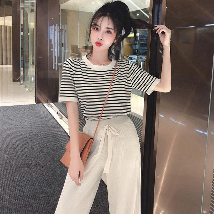 Bộ áo tay ngắn + quần dài thời trang trẻ trung  cho nữ