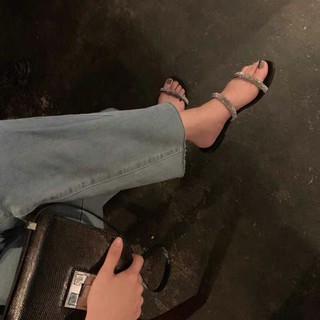 Dép thời trang Hm 2 quai đá, đế nỉ