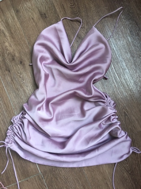 Đầm cổ đổ dây rút sexy | BigBuy360 - bigbuy360.vn