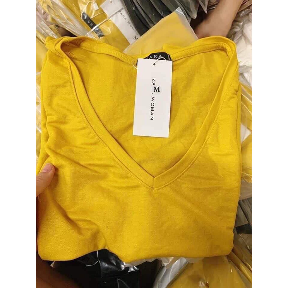 Áo phông Zara cổ tim