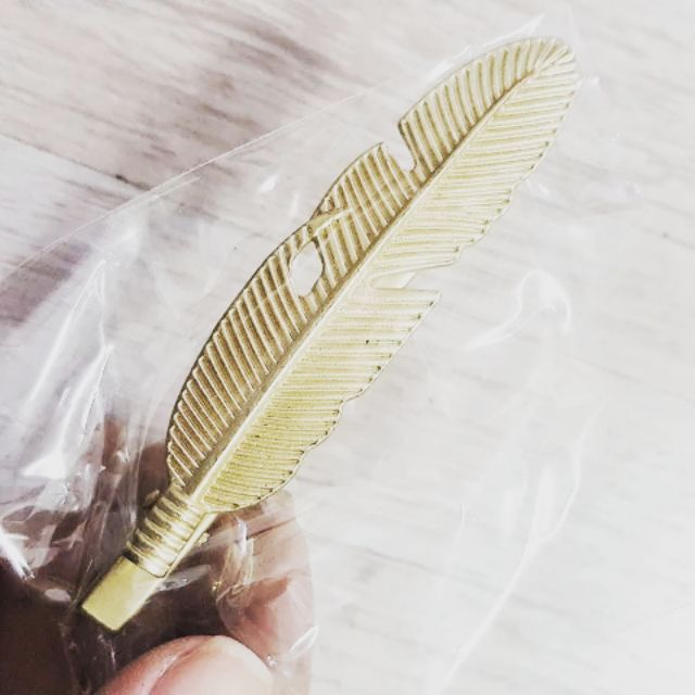 [HÀNG MỸ] Kẹp tóc CLAIRE'S chính hãng dạng kẹp lông vũ vàng sang trọng