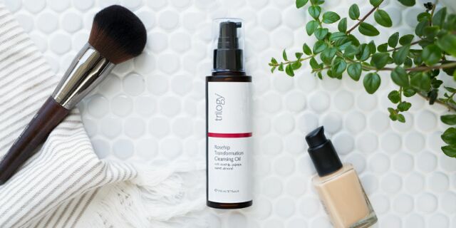 Dầu tẩy trang Trilogy Rosehip Transformation Cleansing Oil