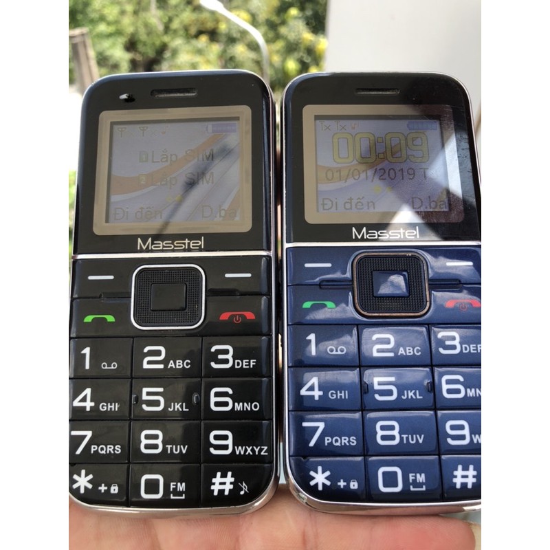 Điện thoại Masstel Fami 12 ( máy người già) ( Máy cũ đã qua sử dụng máy + bin sạc ) | BigBuy360 - bigbuy360.vn