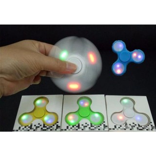 [HCM]Con quay finget spinner có đèn cực hot