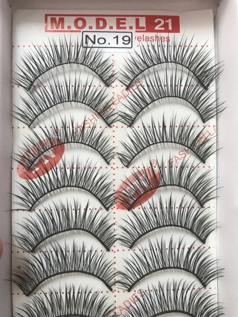 Lông mi giả Fashion Lashes tách sợi tự nhiên không gây kích ứng hộp 10 cặp M3