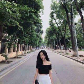 Crop Trễ Vai