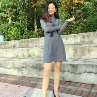 Váy dạ tay len