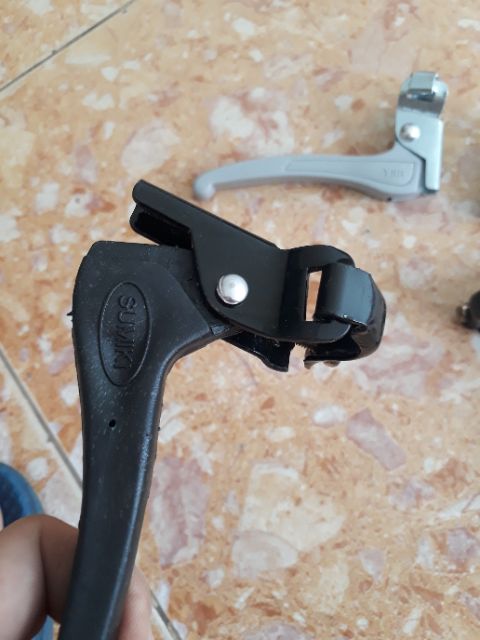 1 đôi  Tay phanh xe đạp