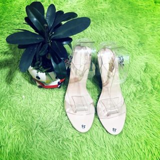 Giày dép cao cấp bao đep bao êm , mang lại cho bạn cảm giác an toàn 👠👠👠👠👠💋💋💋💋💋💋💋💋💋💋💋💋😍😍😍😍😍😍😍😍😍