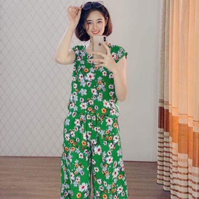 Bộ lanh ở nhà