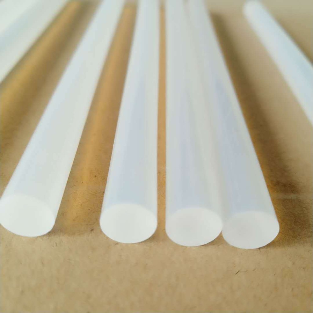 Keo nến siêu rẻ, keo nến kích thước dài 30cm tiện lợi hơn. tiết kiệm hơn