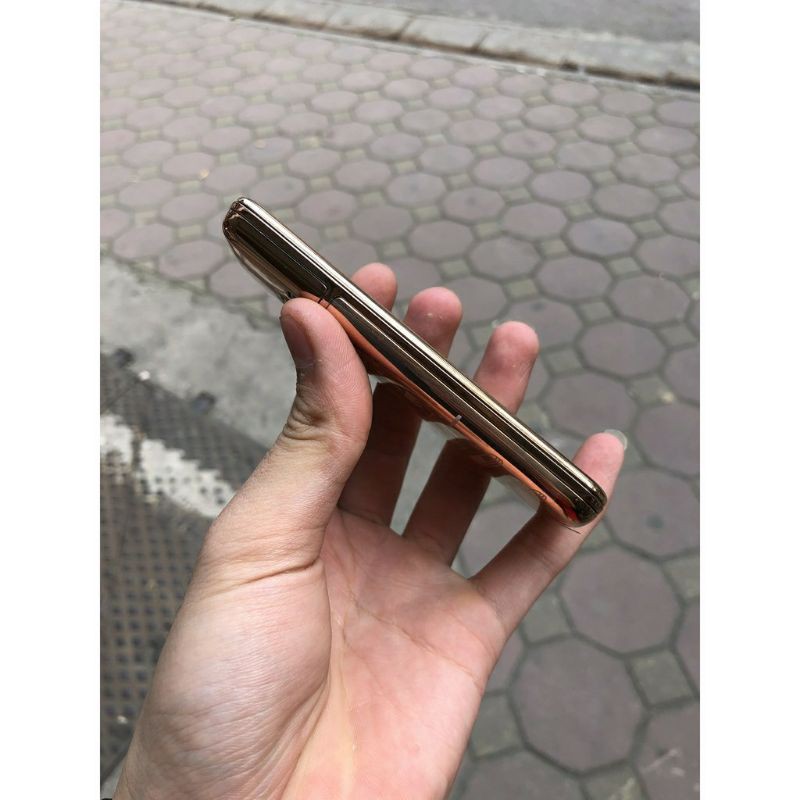 Điện thoại nokia 6700 goll và vàng hồng