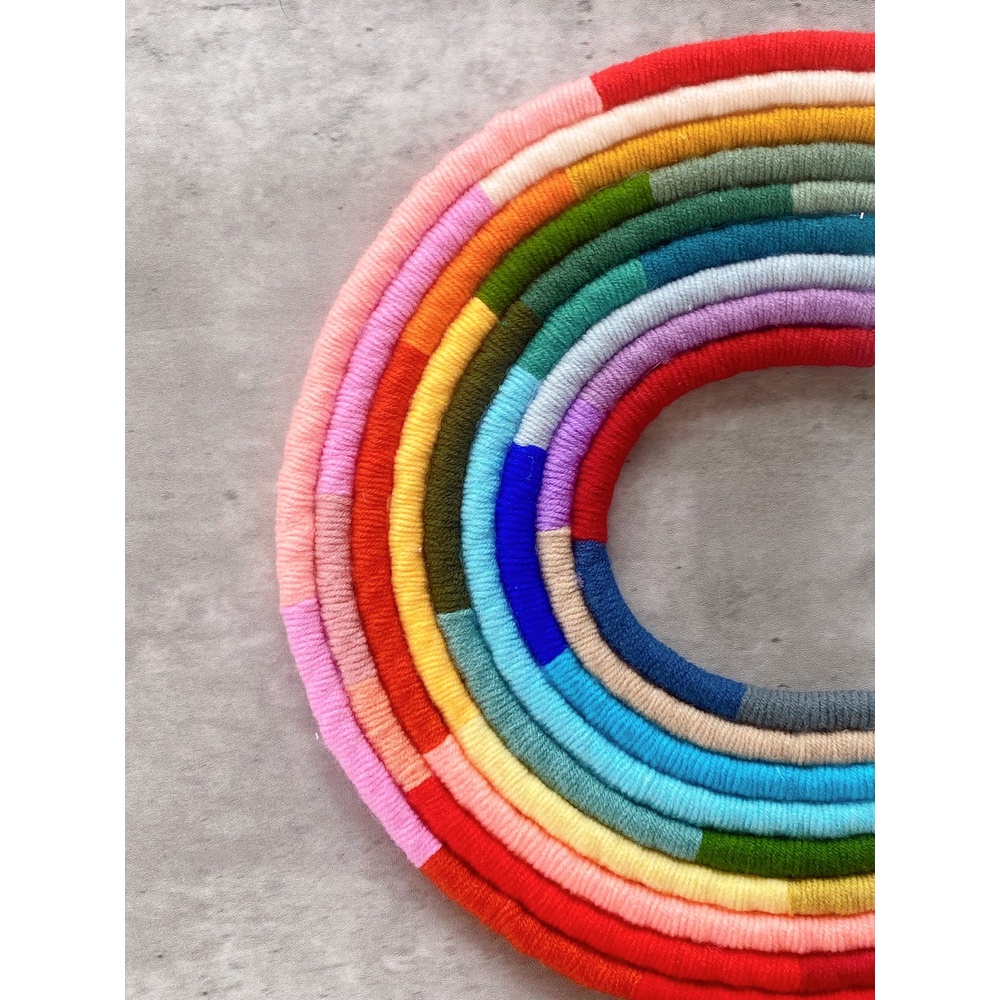 Cầu vồng 26cm macrame treo tường, trang trí phòng
