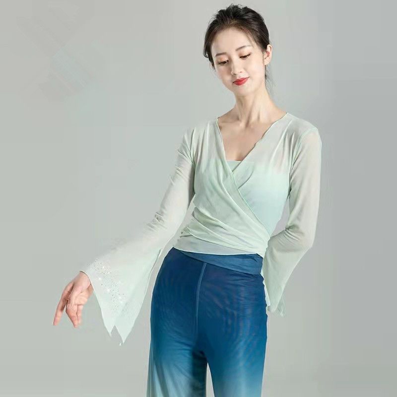 M &amp; E Bộ Trang Phục Múa Dân Tộc Dáng Rộng Màu Gradient Hiện Đại Cho Nữ