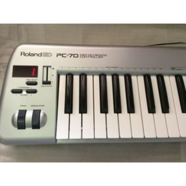 Đàn midi controller Roland pc 70 49 phím còn mới