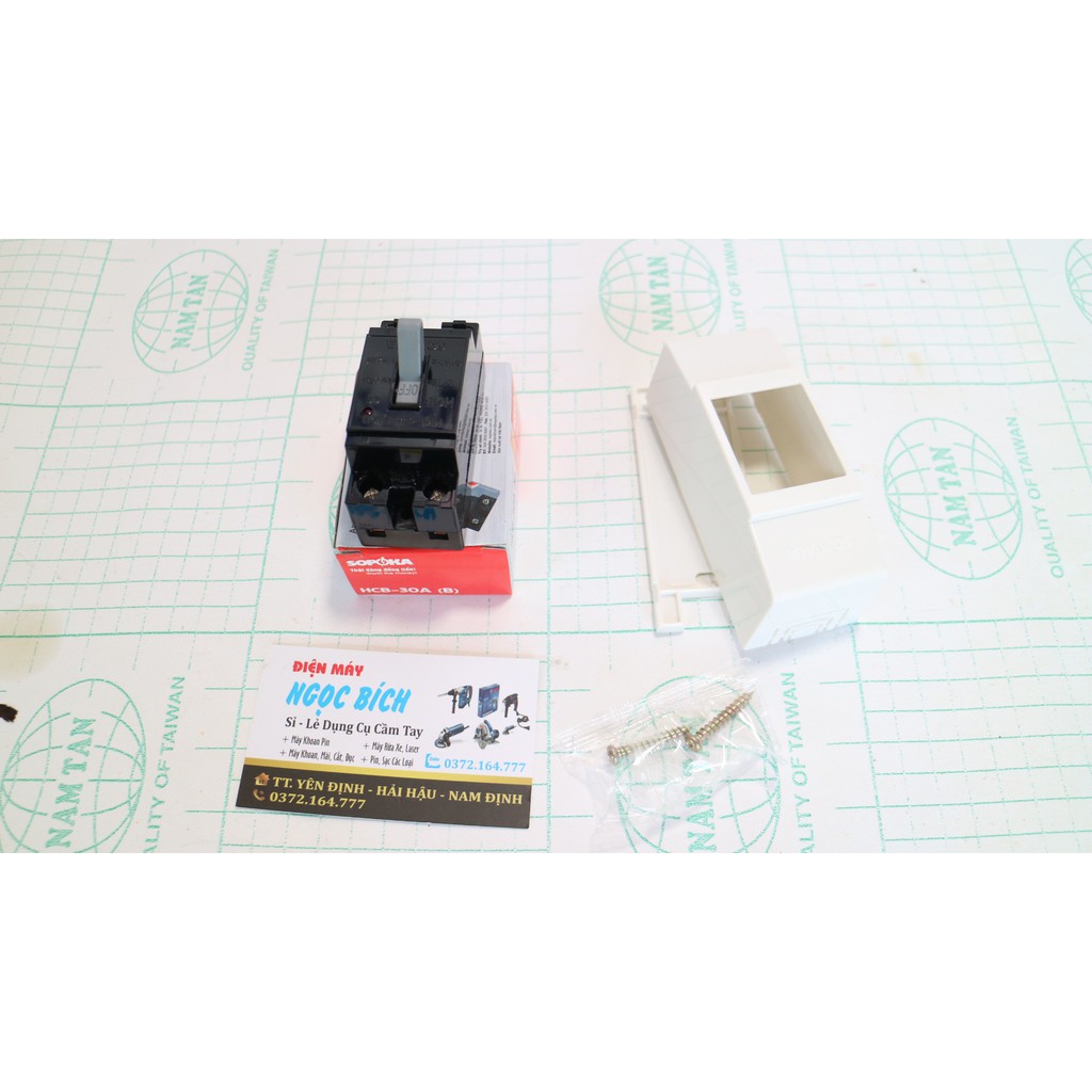 Attomat CB 30A Cầu Dao Tự Động SOPOKA Kèm Vỏ