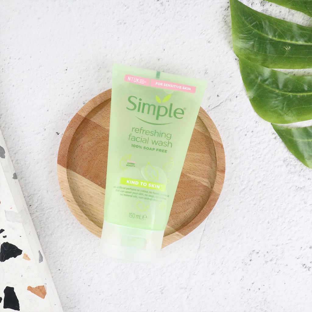 Gel Rửa Mặt Cho Da Nhạy Cảm Simple Refreshing 150ml | BigBuy360 - bigbuy360.vn