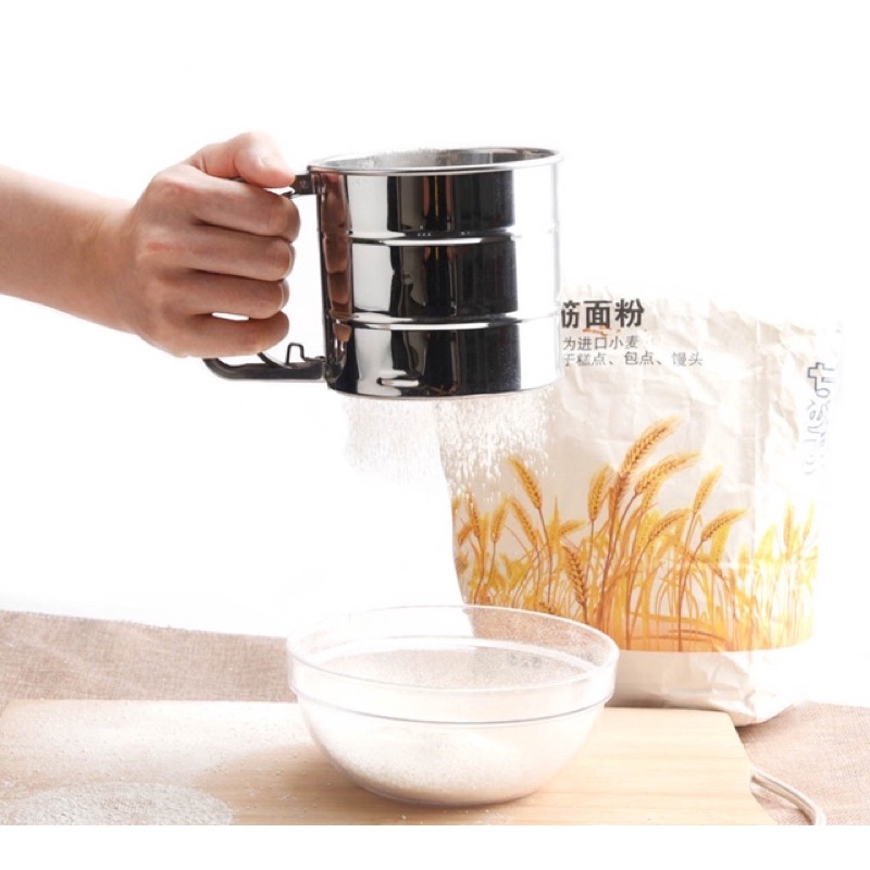 [HÀNG MỚI VỀ ]Cốc Rây Bột Bằng Thép Không Gỉ Tiện Dụng Cho Nhà Bếp